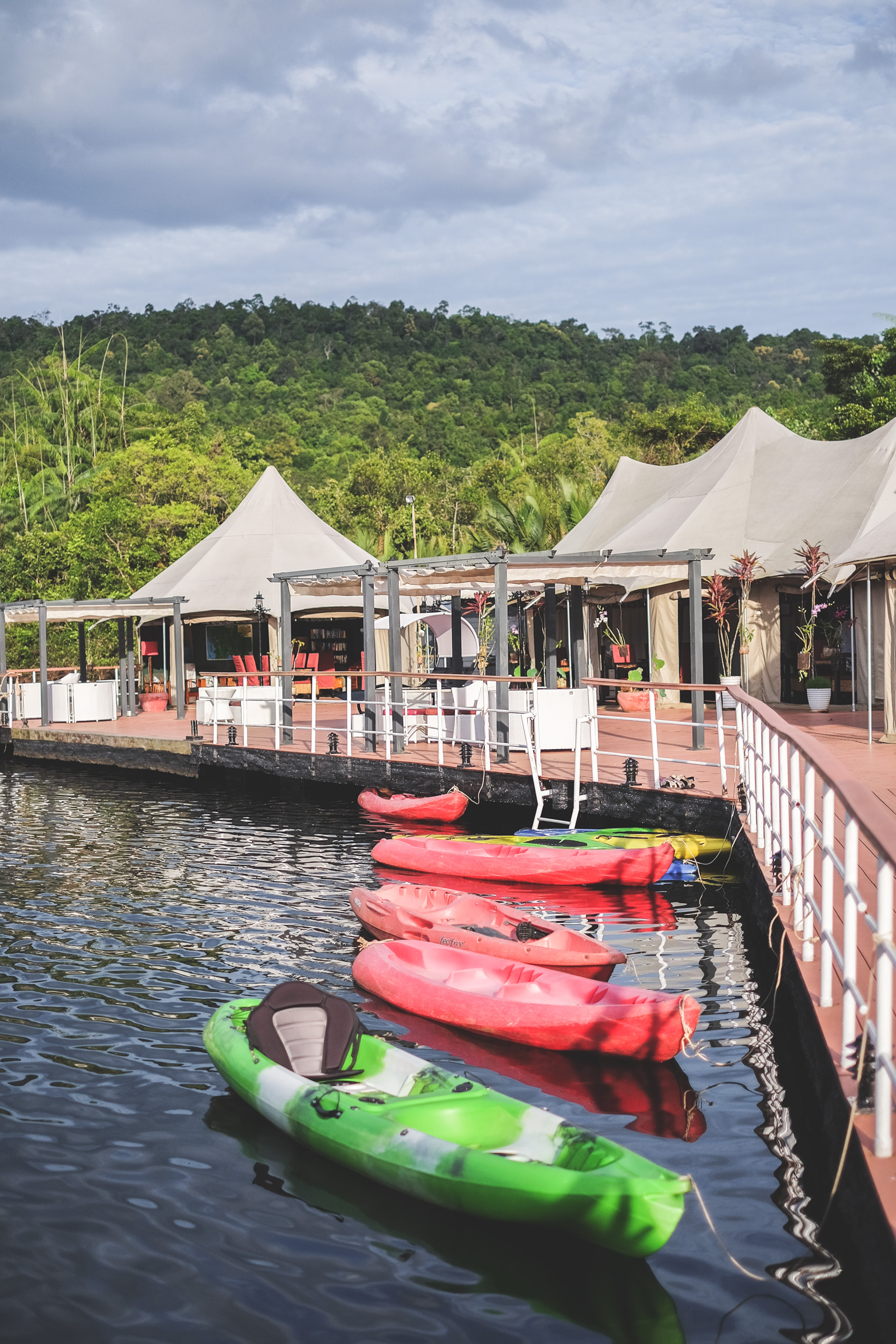 4 Rivers Floating Lodge Eco Resort