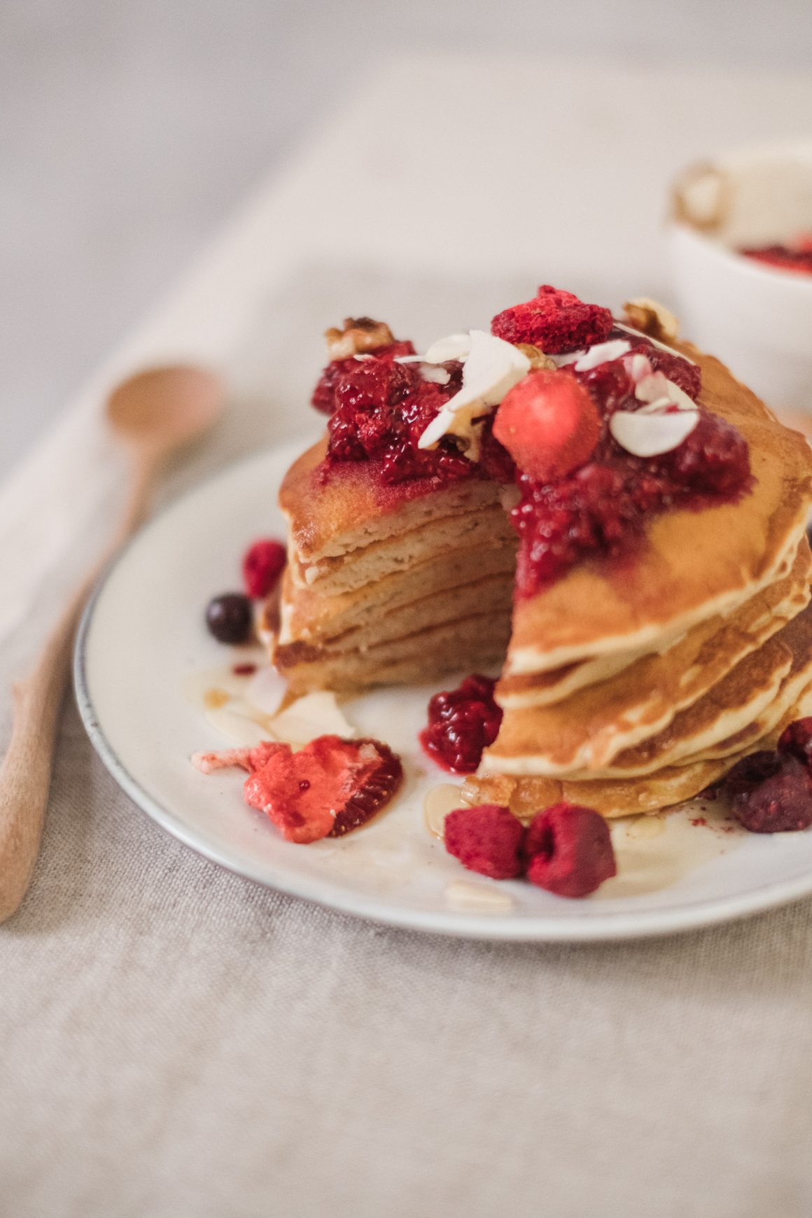 Life Changing Vegan Pancakes: Vegane Buttermilch Pfannkuchen! – heylilahey. Life Changing Vegan Pancakes: Vegane Buttermilch Pfannkuchen! – heylilahey.